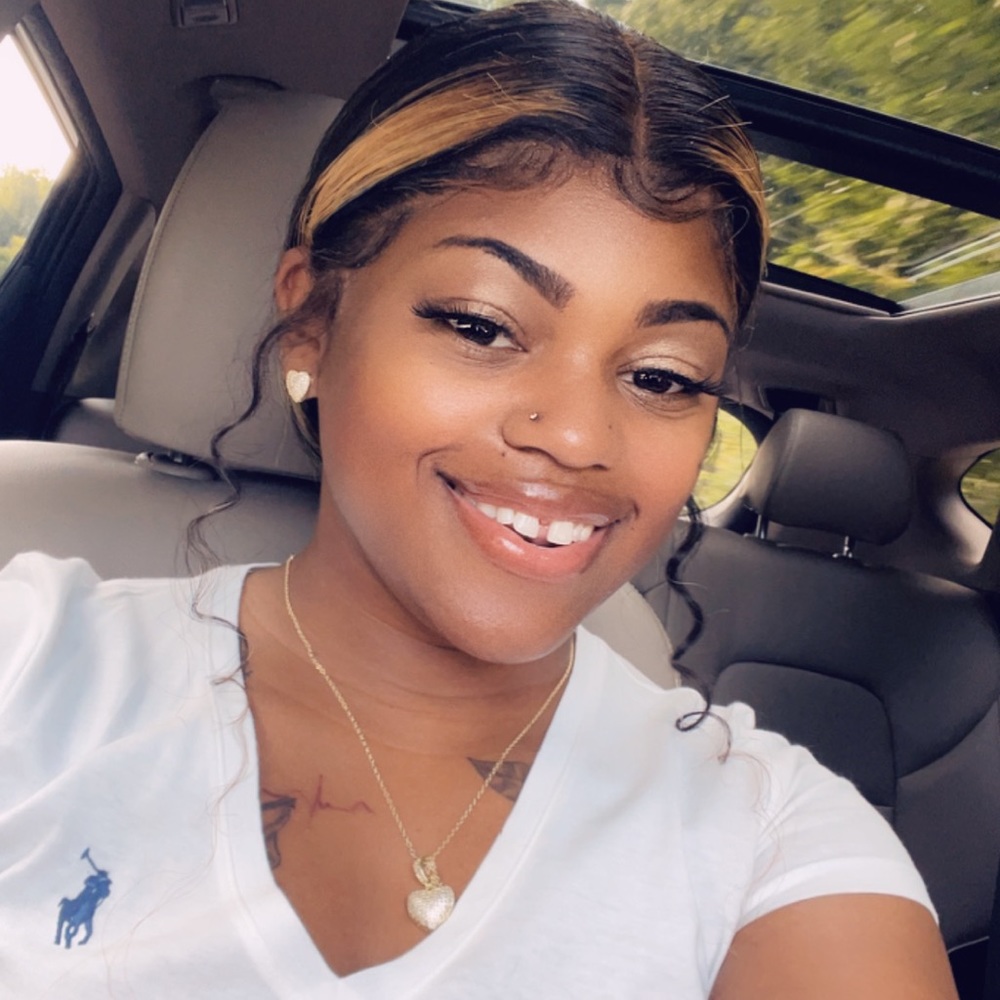 Meet your Posher, Brittany